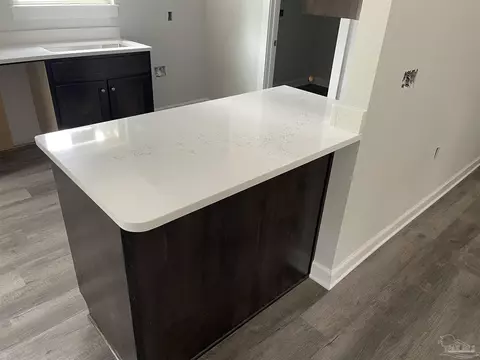 Kitchen - 6280 Long St, Milton, FL 32570 photo 3 of 7
