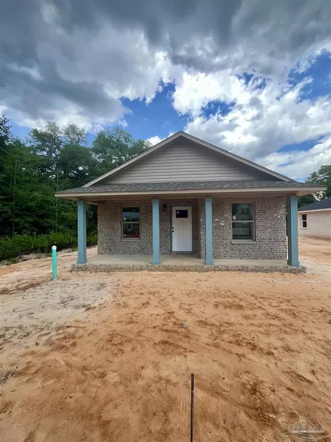 6280 Long St, Milton, FL 32570