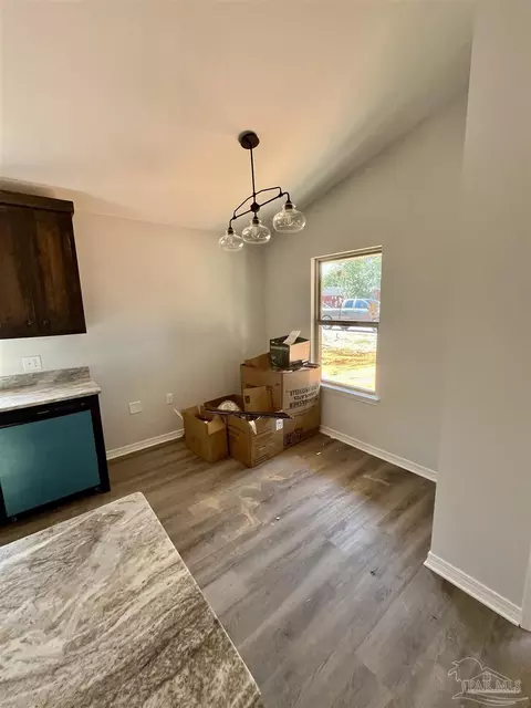 Dining - 6280 Long St, Milton, FL 32570 photo 1 of 2