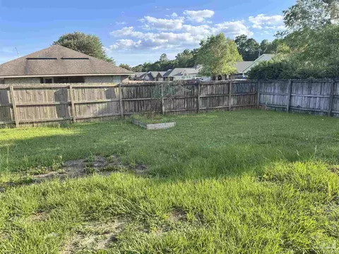 Exterior - 4717 Ashley Place Blvd, Pace, FL 32571 photo 7 of 15