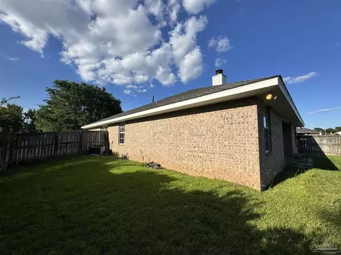 Exterior - 4717 Ashley Place Blvd, Pace, FL 32571 photo 12 of 15