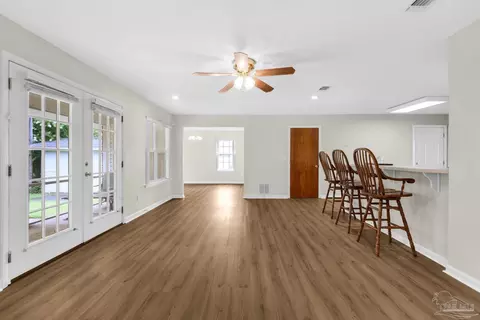 3105 E Avery St, Pensacola, FL 32503