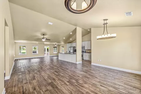 Living - 8114 Silver Maple Dr, Milton, FL 32583 photo 1 of 5