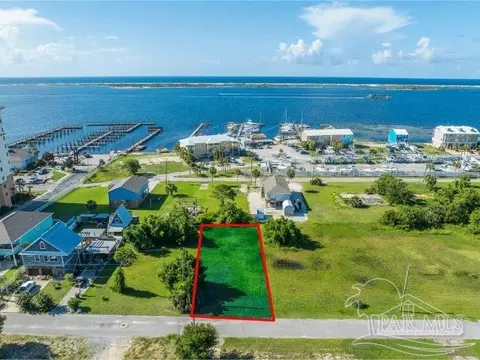 10100 Blk Nelle St, Pensacola, FL 32507