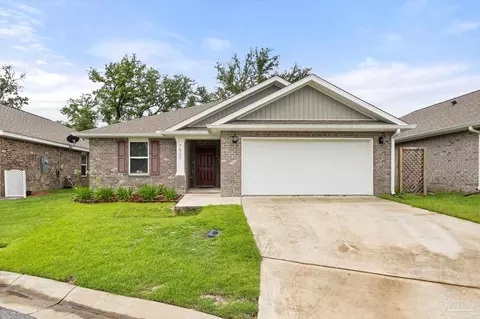 7507 Oak Lake Blvd, Bellview, FL 32526