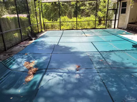 5720 Avenida Robledal, Pensacola, FL 32504