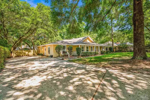 Exterior - 5498 Rowe Trl, Pace, FL 32571 photo 2 of 10