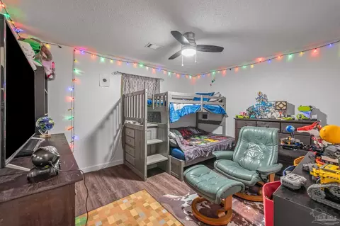 Bedroom - 5498 Rowe Trl, Pace, FL 32571 photo 7 of 8