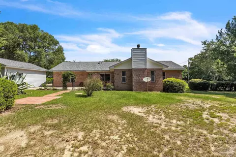 Exterior - 4575 Forest Breeze Ct, Pace, FL 32571 photo 14 of 16