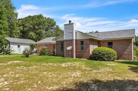 Exterior - 4575 Forest Breeze Ct, Pace, FL 32571 photo 8 of 16