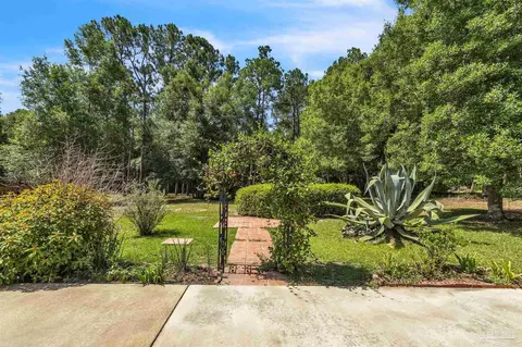Exterior - 4575 Forest Breeze Ct, Pace, FL 32571 photo 7 of 16