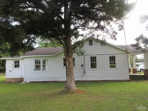 Exterior - 5227 Spring St, Jay, FL 32565 photo 7 of 14