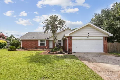 2011 Candlewood Dr, Navarre, FL 32566