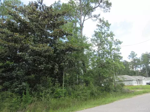 Summer St, Milton, FL 32583