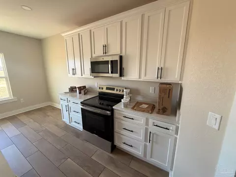 Kitchen - 9216 Salter Rd, Pace, FL 32571 photo 4 of 4