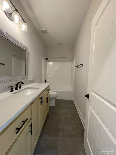 Bath - 6549 Cedar Key Dr, Milton, FL 32570 photo 4 of 4