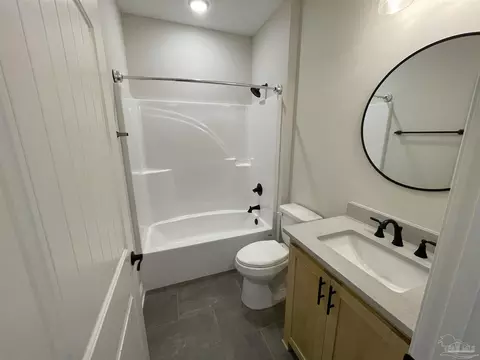 Bath - 6549 Cedar Key Dr, Milton, FL 32570 photo 3 of 4