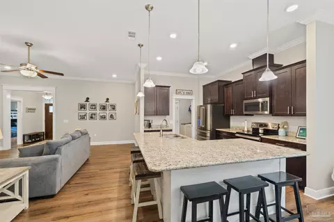Kitchen - 5622 Dunridge Dr, Pace, FL 32571 photo 3 of 7