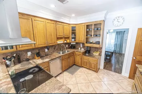 Kitchen - 5013 Roland Rd, Pace, FL 32571 photo 1 of 2