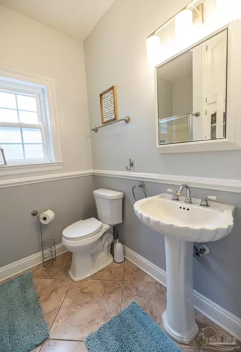 Bath - 5013 Roland Rd, Pace, FL 32571 photo 1 of 5