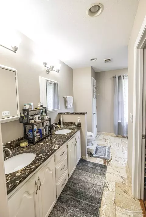 Bath - 5013 Roland Rd, Pace, FL 32571 photo 4 of 5