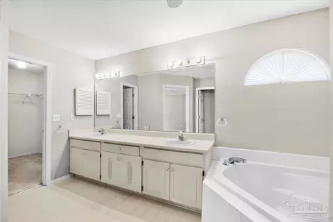 Bath - 3485 Ashmore Ln, Pace, FL 32571 photo 2 of 6
