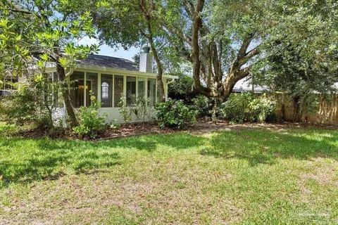 Exterior - 3485 Ashmore Ln, Pace, FL 32571 photo 11 of 13