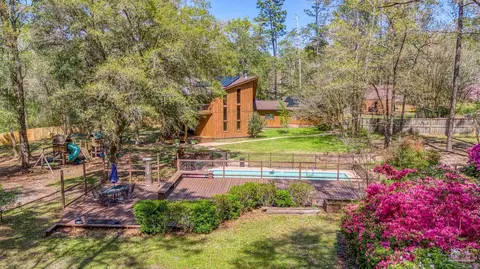 1221 Tecumseh Pl, Pensacola, FL 32514