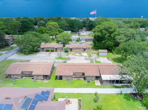 818 Lark St Fo Lark Ave #1234, Fort Walton Beach, FL 32547