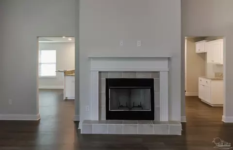 Living - 6165 Another Ln, Milton, FL 32570 photo 1 of 4