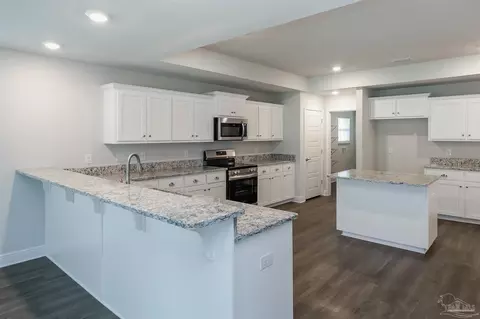 Kitchen - 6165 Another Ln, Milton, FL 32570 photo 2 of 2