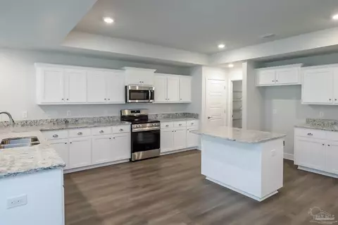 Kitchen - 6165 Another Ln, Milton, FL 32570 photo 1 of 2