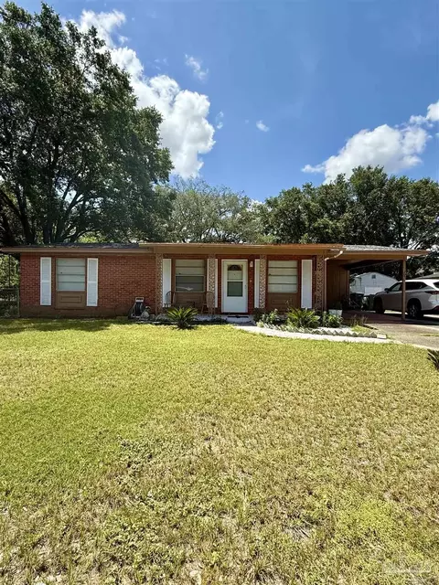 705 Baker St, Pensacola, FL 32505