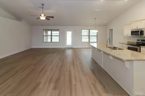 Living - 6159 Another Ln, Milton, FL 32570 photo 5 of 6