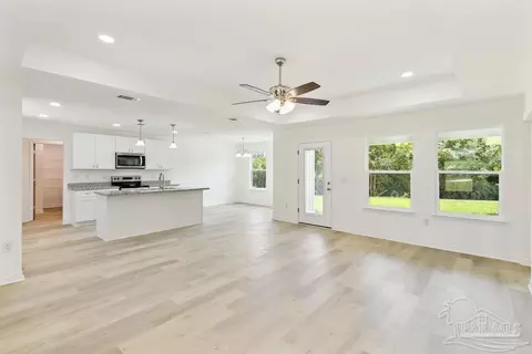 Living - 5594 Wiley Scott Rd, Jay, FL 32565 photo 2 of 3