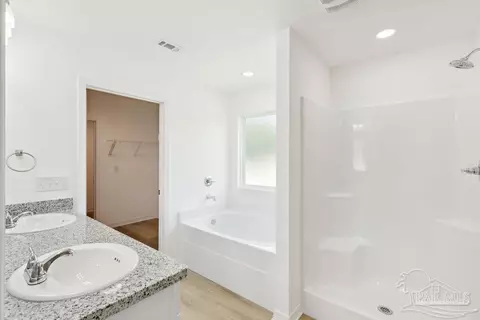 Bath - 5594 Wiley Scott Rd, Jay, FL 32565 photo 2 of 2