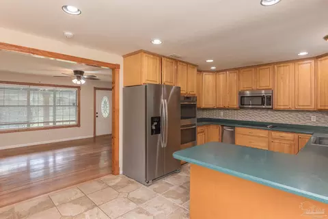 1358 Tate Rd, Cantonment, FL 32533 photo 7