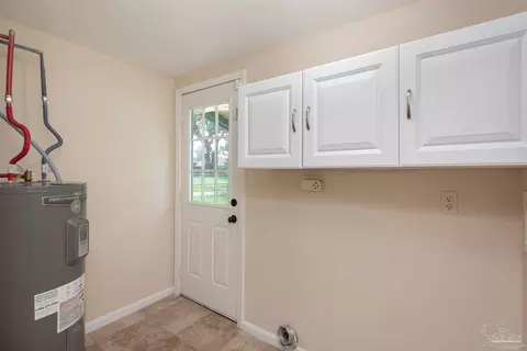 1358 Tate Rd, Cantonment, FL 32533 photo 17