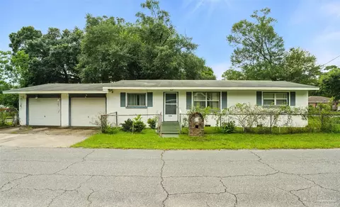 772 Dunkirk St, Pensacola, FL 32534