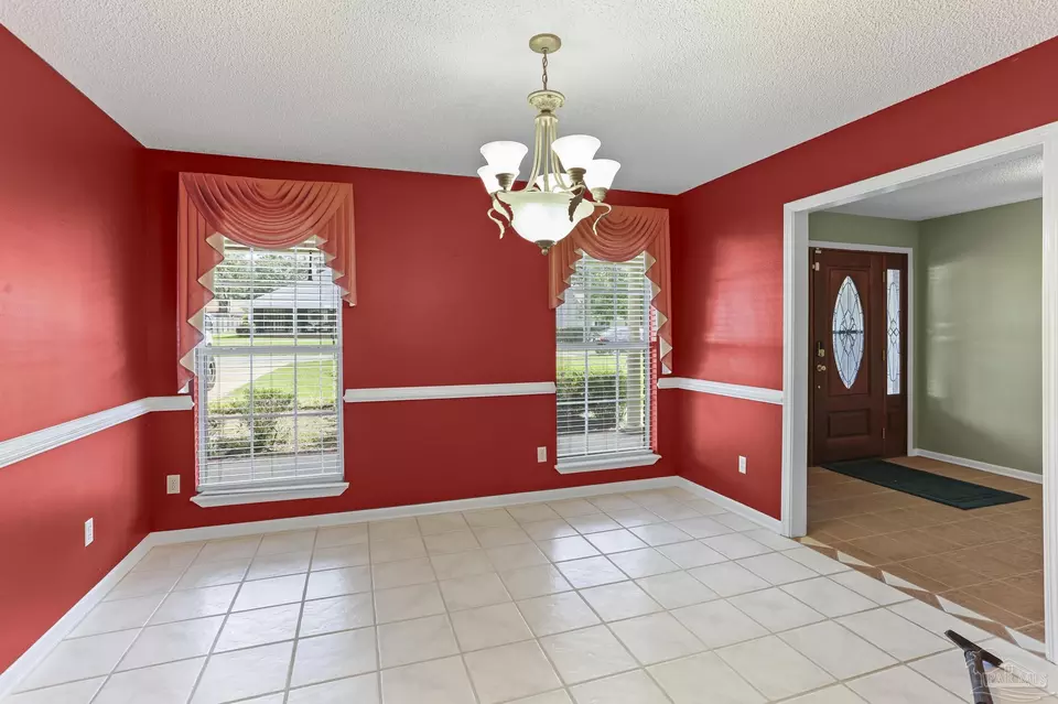 Other - 5405 Ilex Ln, Pensacola, FL 32526 photo 3 of 13