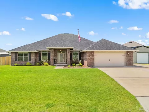 9127 Tara Cir, Milton, FL 32583