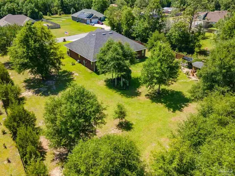 4982 Red Oak Dr, Milton, FL 32583 photo 3
