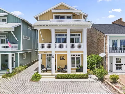 432 Bayfront Pkwy #C, Pensacola, FL 32502
