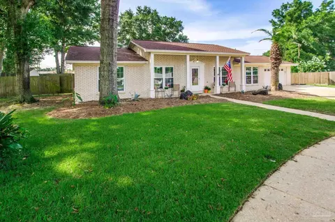 8110 Banberry Rd, Pensacola, FL 32514