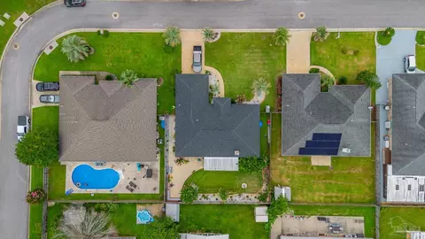 9141 Daytona Dr, Pensacola, FL 32506