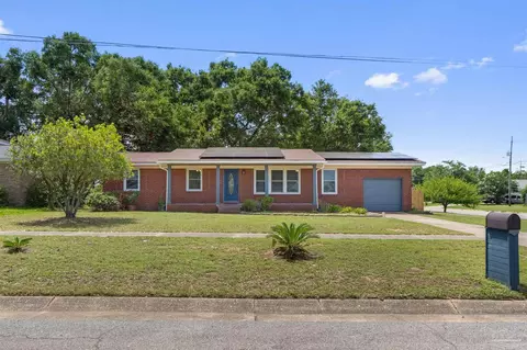 5595 Leesway Blvd, Pensacola, FL 32504