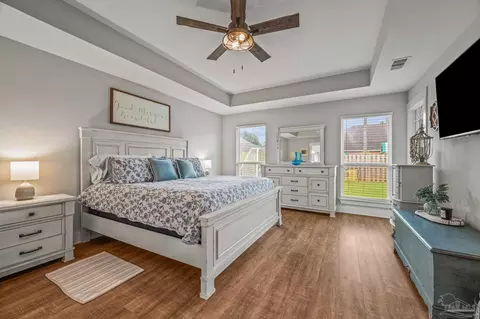 Bedroom - 5671 Dunridge Dr, Pace, FL 32571 photo 9 of 10