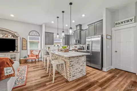 Kitchen - 5671 Dunridge Dr, Pace, FL 32571 photo 6 of 6
