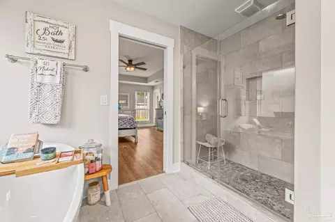 Bath - 5671 Dunridge Dr, Pace, FL 32571 photo 10 of 10