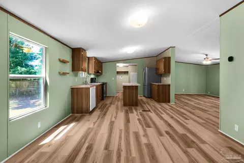 5404 Mulat Rd, Milton, FL 32583